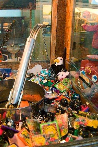 Crane Amusement