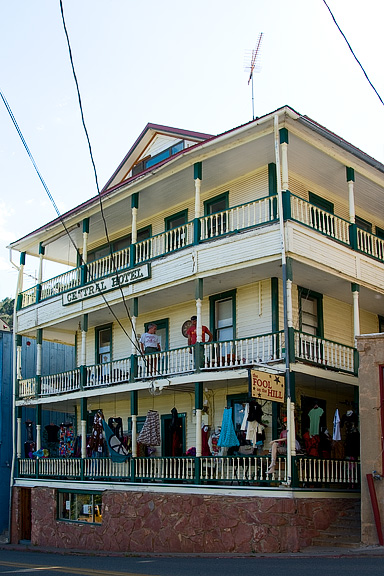 Central Hotel