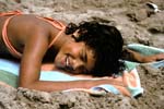 Alicia_at_the_beach
